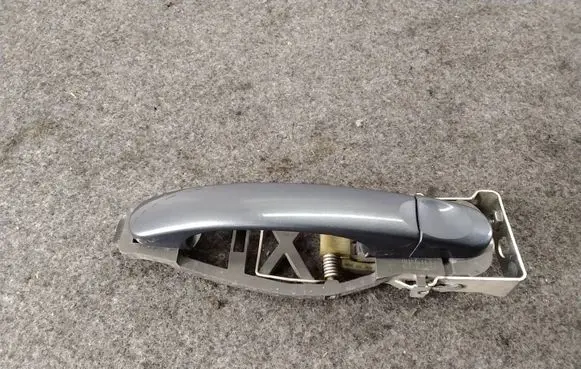 Volkswagen Caddy Front door exterior handle 1T0839886A