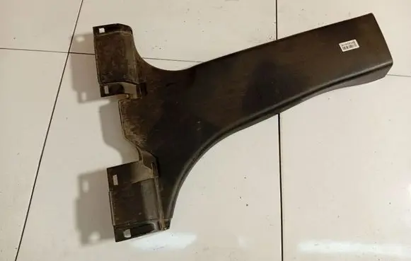 Peugeot 4007 (B) pillar trim (top) 7211A053
