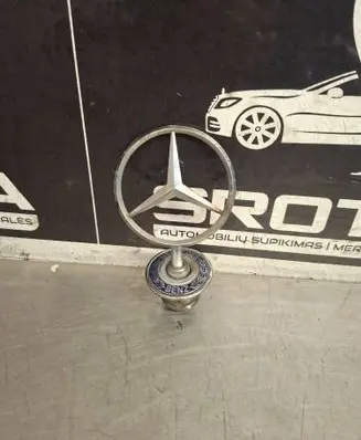 Mercedes-Benz E W210 Manufacturer badge logo/emblem A2108800186