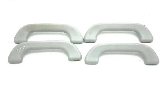 Subaru Forester SH A set of handles for the ceiling 