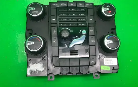 Volvo XC60 Climate control unit 30795266