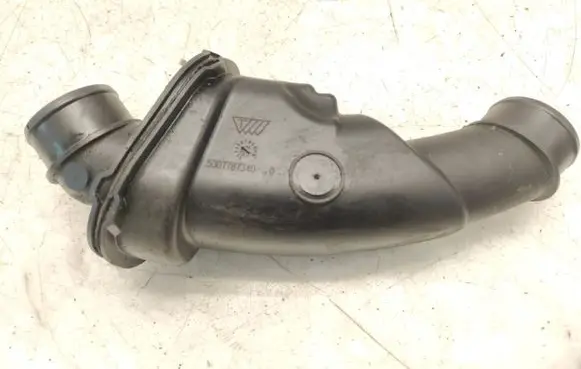 Volvo V70 Air intake hose/pipe 30778734