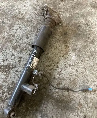 BMW 3 G20 G21 Rear shock absorber/damper 6894423 6894423A 75689442
