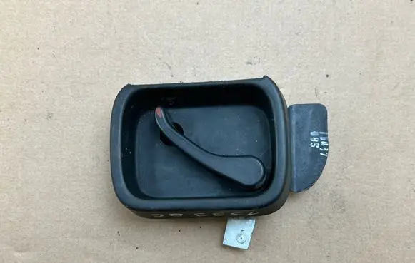 Volkswagen Caddy Tailgate interior release/open handle 2K0827185