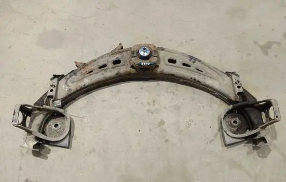 Mercedes-Benz A W169 Rear subframe 
