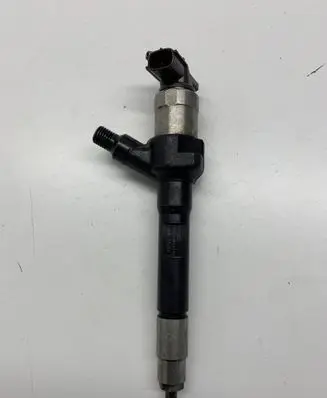 Mazda 6 Fuel injector R2AA13H50