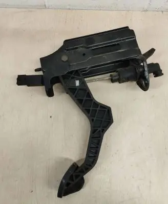 Clutch pedal