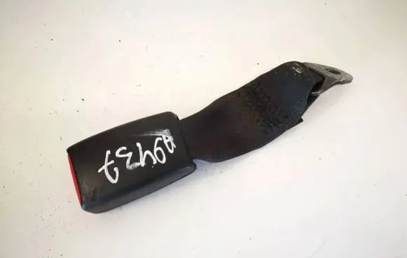 Mitsubishi Lancer Rear seatbelt buckle