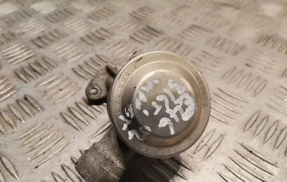 BMW 3 E46 EGR valve 7505993