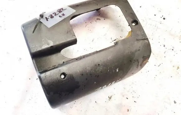 Ford Focus Steering wheel column trim