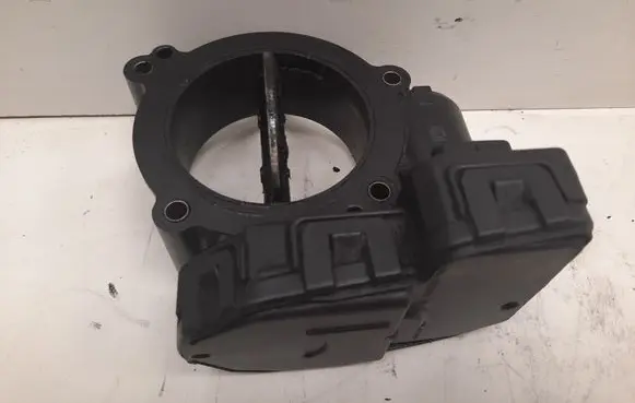 Mercedes-Benz E W212 Throttle valve A6510900370 DK0040 0280750564