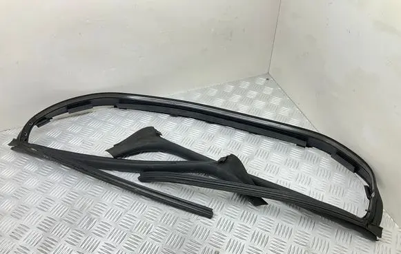 Audi TT TTS Mk2 Windshield trim 8J7845353 8J7845353D