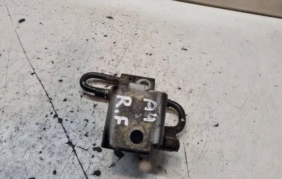 Audi A4 S4 B6 8E 8H Front door lower hinge 8E0831412B