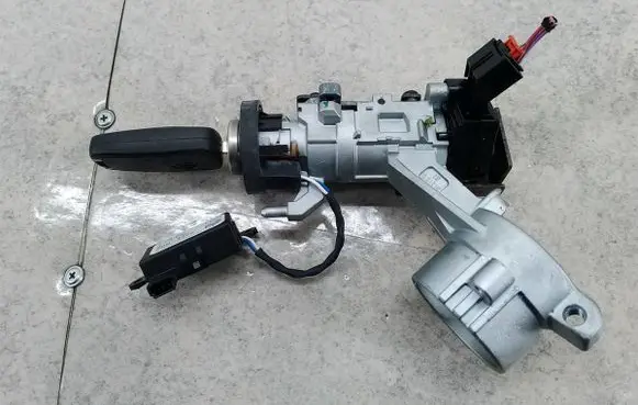 Opel Astra J Ignition lock