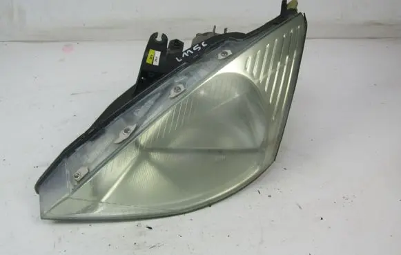 Ford Focus Headlight/headlamp 