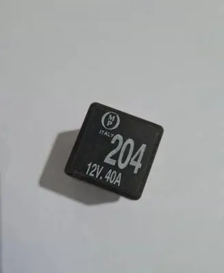 Volkswagen Golf III Other relay 431951253