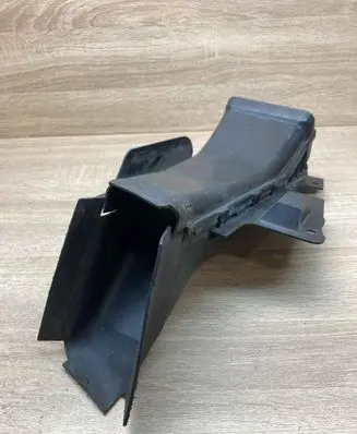 BMW X5 E53 Brake cooling air channel/duct 8197928