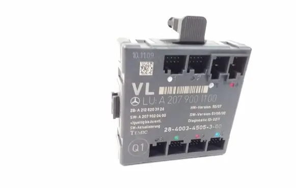 Mercedes-Benz E C207 W207 Door control unit/module A2079001100