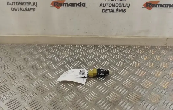 Mercedes-Benz A W169 Brake pedal sensor switch A0015454409