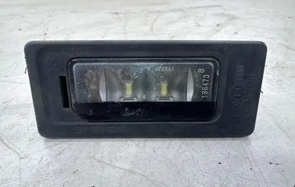 Volkswagen Golf VII Number plate light 3AF943021A
