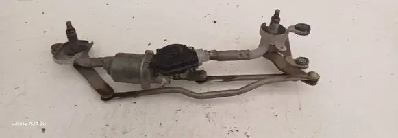 Mazda 5 Front wiper linkage and motor 1593000600