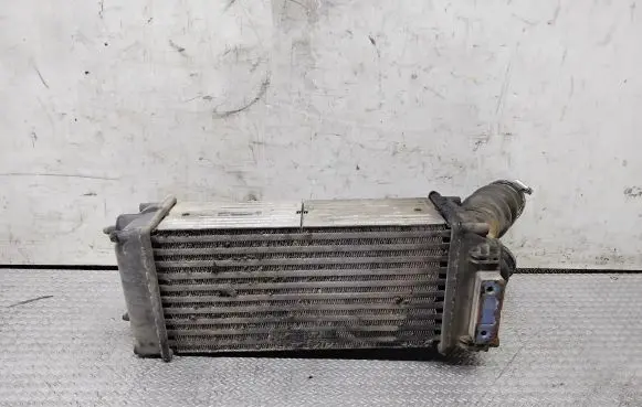 Citroen C4 I Intercooler radiator 876923JF 9648551880
