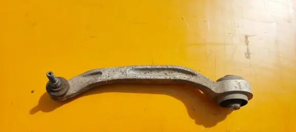 Audi A6 S6 C6 4F Front lower control arm/wishbone 4F0407693H
