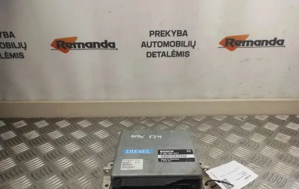 BMW 5 E34 Engine control unit/module 0281001077 2242211