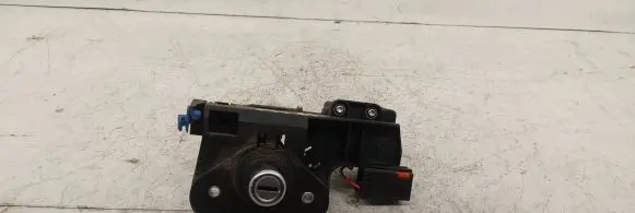 Opel Corsa C Tailgate exterior lock 406204321 03042002F