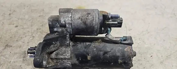 Volkswagen PASSAT B6 Starter motor 1005831