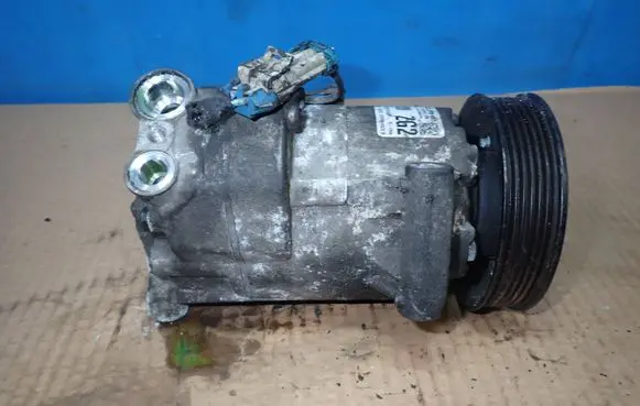 Opel Astra J Air conditioning (A/C) compressor (pump) 13250604 401351739 07010041632B
