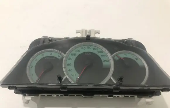 Toyota Corolla Verso E121 Speedometer (instrument cluster) 838000F091