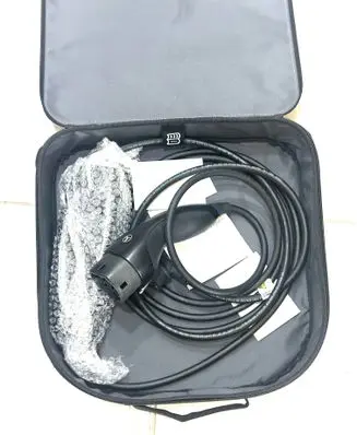 Mercedes-Benz EQE v295 Electric car charging cable A0005833405