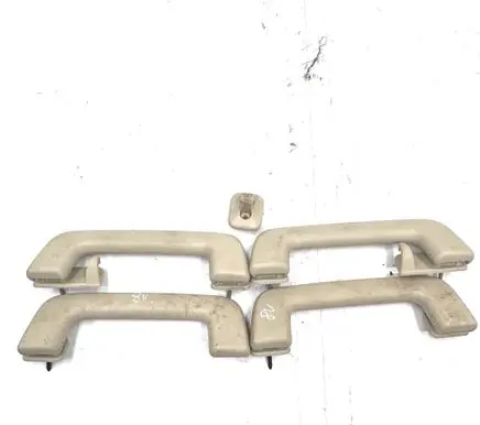 Ford Fusion II A set of handles for the ceiling DS73A045B14