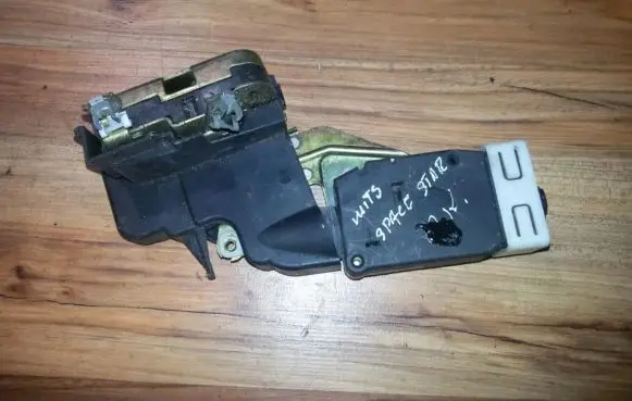 Mitsubishi Space Star Front door lock