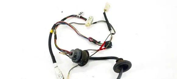 Volvo 740 Rear door wiring loom 1363318