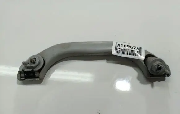Volkswagen PASSAT B5 Front interior roof grab handle 3B0857607