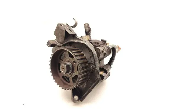 Ford Fiesta Fuel injection high pressure pump 9658176080 5WS40008
