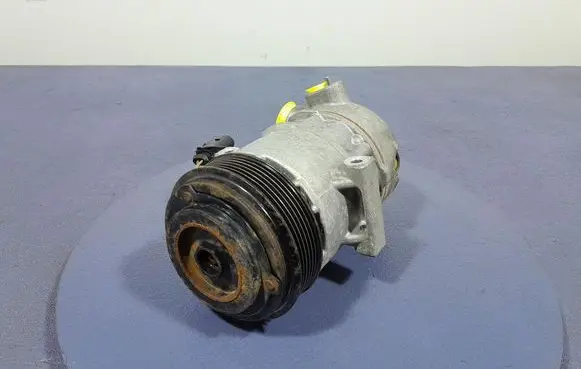Skoda Citigo Air conditioning (A/C) compressor (pump) 1S0816803A