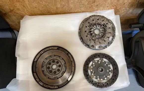 Nissan Qashqai Clutch set kit 123103008R 301015094R 302056476R