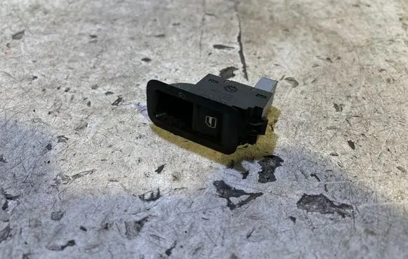 Volkswagen Polo V 6R Electric window control switch 6R0867255B 575311