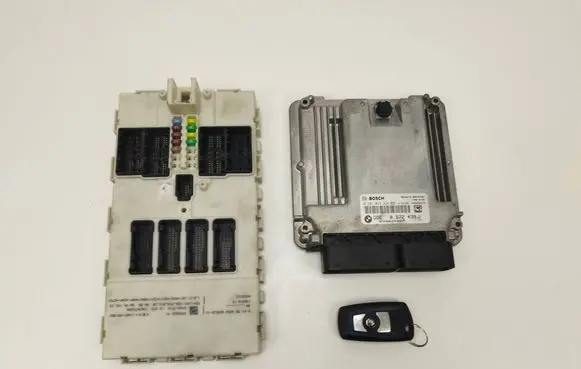 BMW 3 F30 F35 F31 Engine ECU kit and lock set 