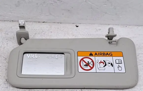 Mazda CX-30 Sun visor 