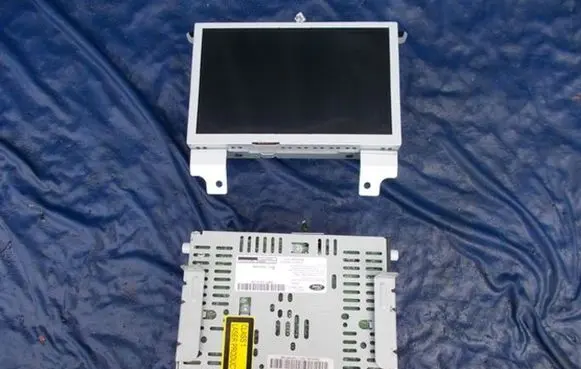 Ford Edge II Radio/CD/DVD/GPS head unit EM2T14F239AG