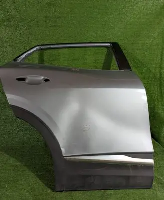 KIA Sportage Rear door 