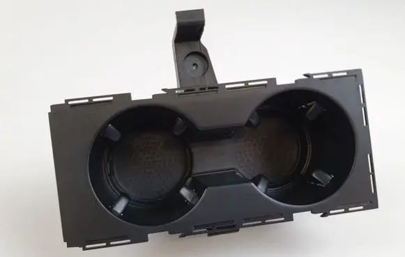 Cup holder front