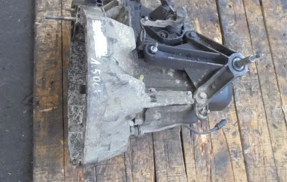 Dacia Logan I Manual 4 speed gearbox JH3160