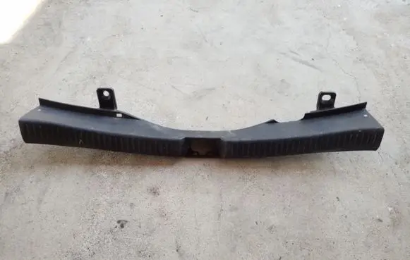 Mazda 5 Tailgate/boot lid lock trim C2356889 C2356889X