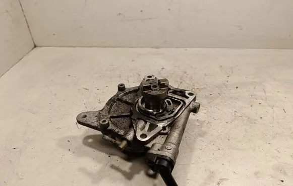 KIA Sorento Vacuum pump 288102F000