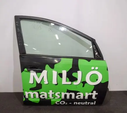 Toyota Prius (XW20) Front door 6700147040